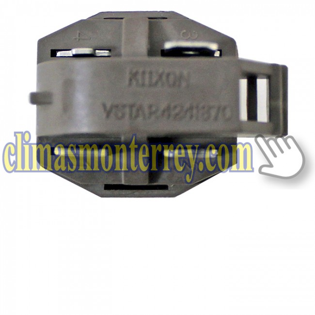 Relay 3 Terminales 110V 1/8HP Cafe Tipo Sanyo - 8-88898